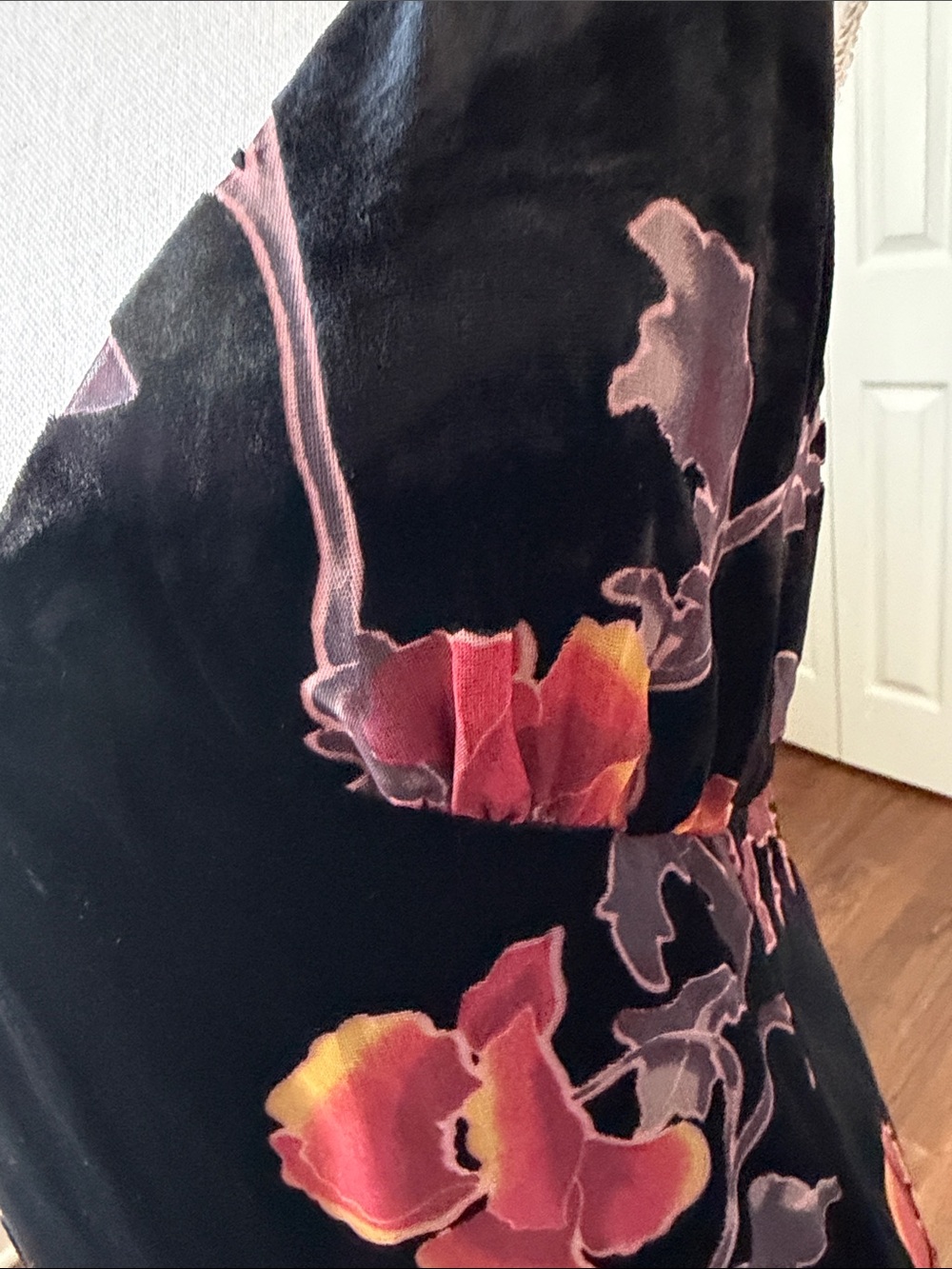 Rachel Zoe Floral Velvet Slip Dress - Black, Pink & Rust ❤️ 8 - Picture 7 of 8